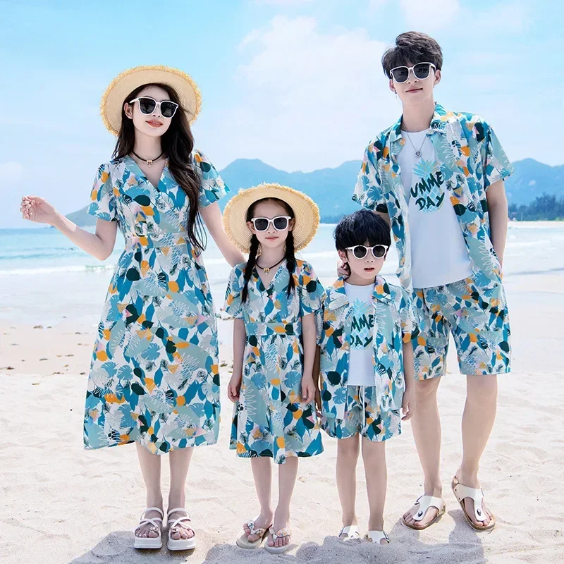 Plant Parent Clothing - Vacation Area Couple Look Clothing Mom